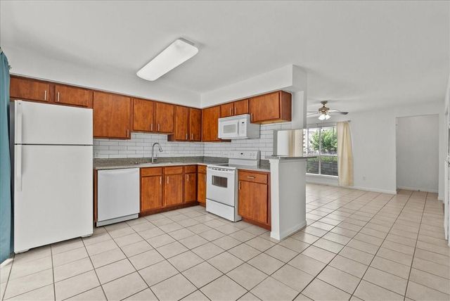 3506 Cove View Boulevard 303, Galveston, TX 77554