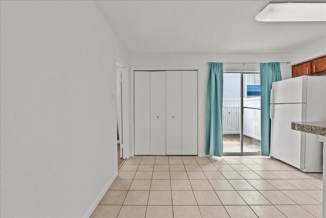 3506 Cove View Boulevard 303, Galveston, TX 77554