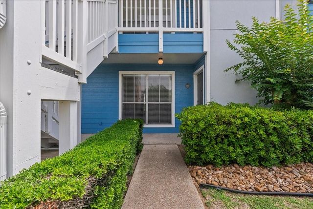 3506 Cove View Boulevard 303, Galveston, TX 77554