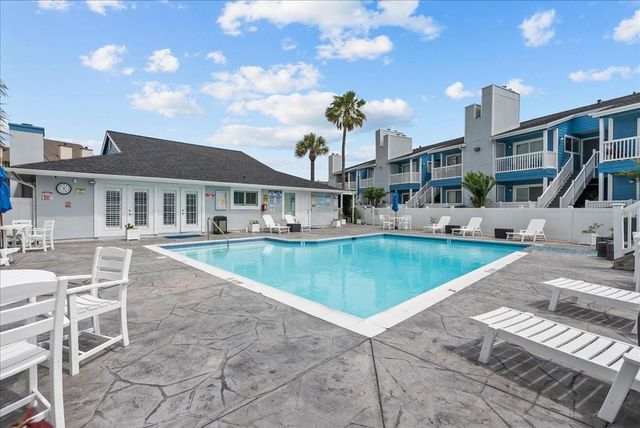 3506 Cove View Boulevard 303, Galveston, TX 77554