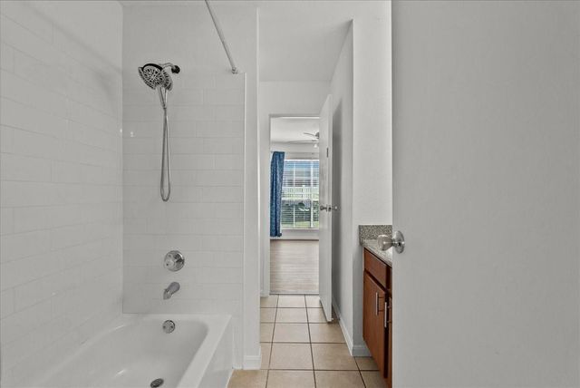 3506 Cove View Boulevard 303, Galveston, TX 77554