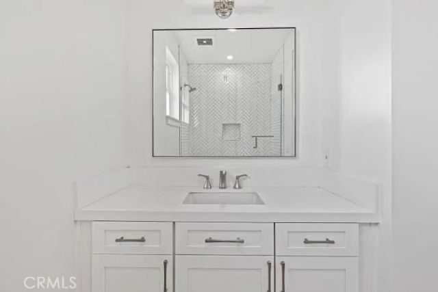 165 22nd Street, Costa Mesa, CA 92627