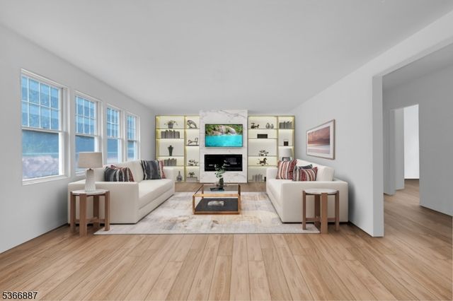 520 Clinton Ave, Wyckoff Twp., NJ 07481