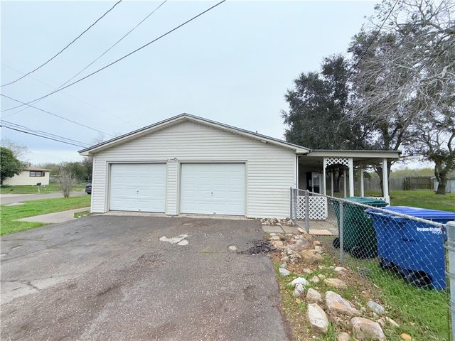 10925 Mayfield Dr, Corpus Christi, TX 78410