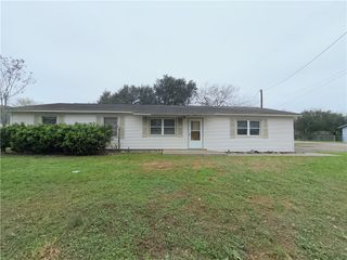 10925 Mayfield Dr, Corpus Christi, TX 78410