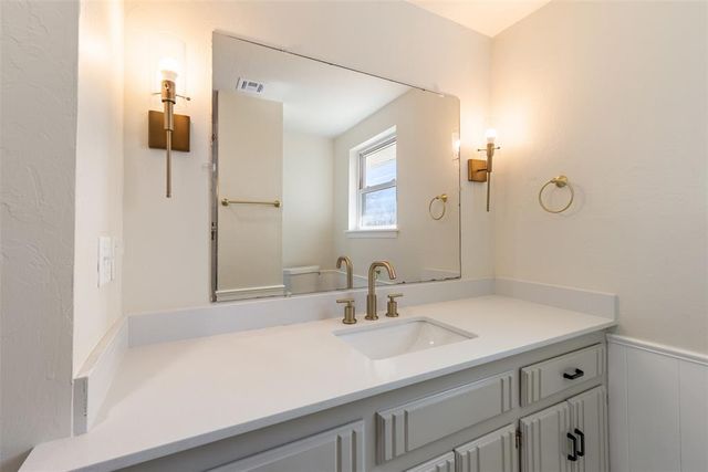 3412 Hillside Drive, Del City, OK 73115