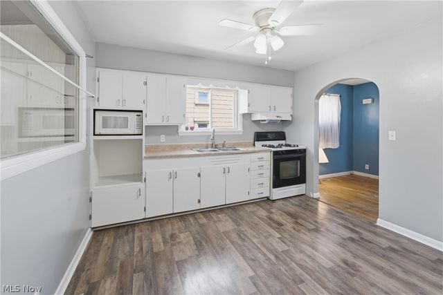 232 S 15th Street, Sebring, OH 44672