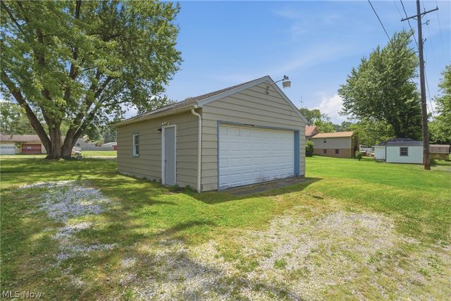 232 S 15th Street, Sebring, OH 44672
