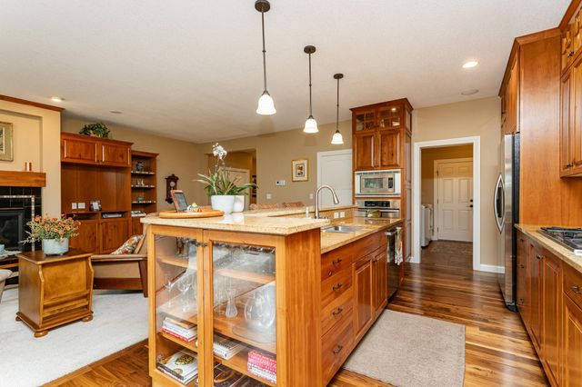 700 Panorama Circle NW, Rochester, MN 55901