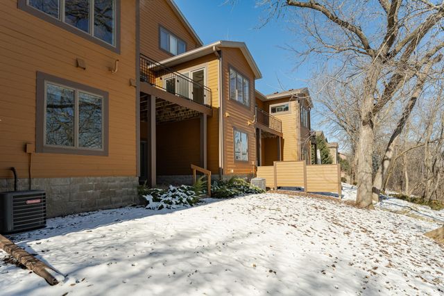 700 Panorama Circle NW, Rochester, MN 55901