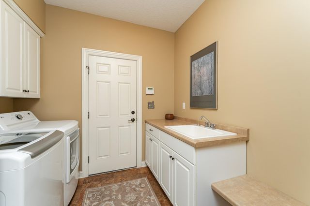 700 Panorama Circle NW, Rochester, MN 55901