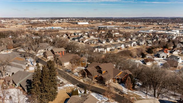 700 Panorama Circle NW, Rochester, MN 55901