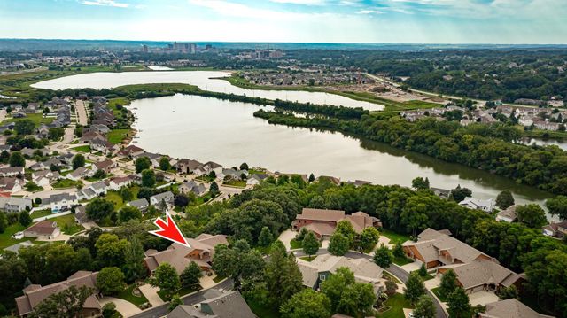 700 Panorama Circle NW, Rochester, MN 55901