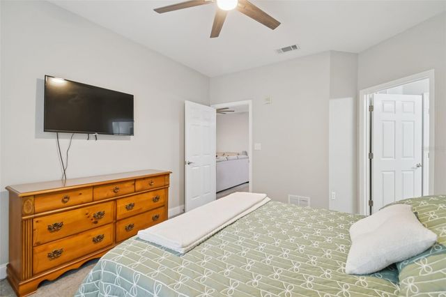 10209 COURTNEY PALMS BOULEVARD 101, Tampa, FL 33619