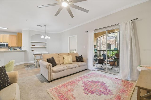 10209 COURTNEY PALMS BOULEVARD 101, Tampa, FL 33619