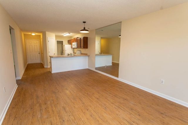 3681 Clay Pond Village Ln Apt 2, Myrtle Beach, SC 29579