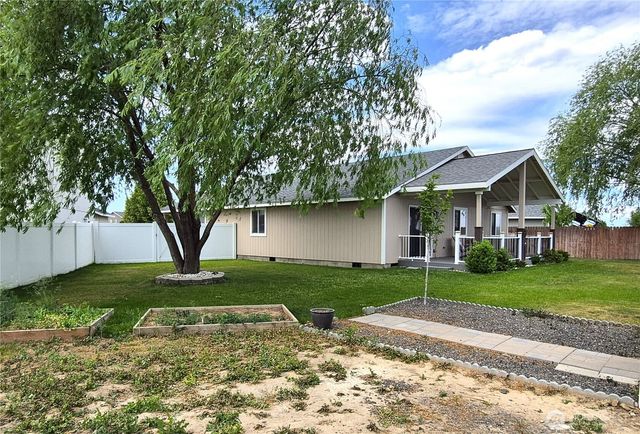 500 E Linden Avenue, Moses Lake, WA 98837