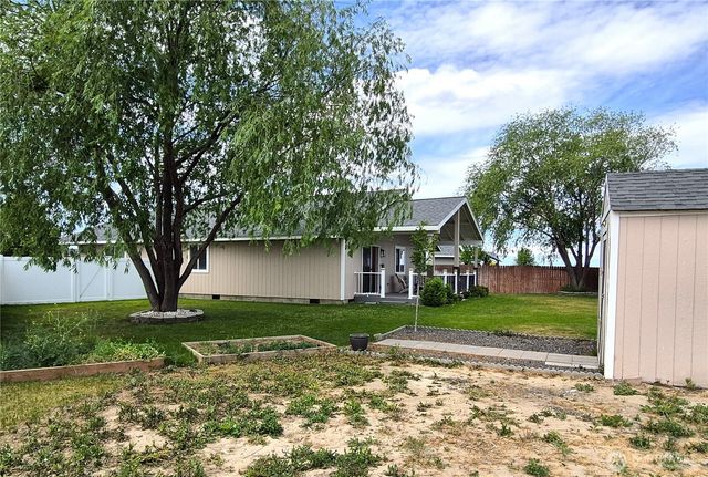 500 E Linden Avenue, Moses Lake, WA 98837