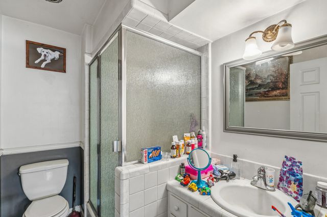 535 Applegate Street, Jacksonville, OR 97530