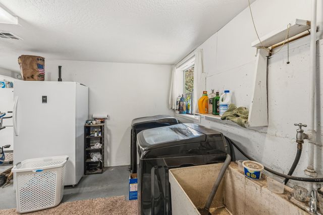 535 Applegate Street, Jacksonville, OR 97530