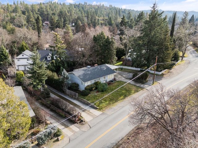 535 Applegate Street, Jacksonville, OR 97530