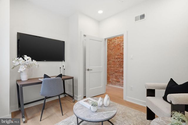 437 S 50TH ST, Philadelphia, PA 19143