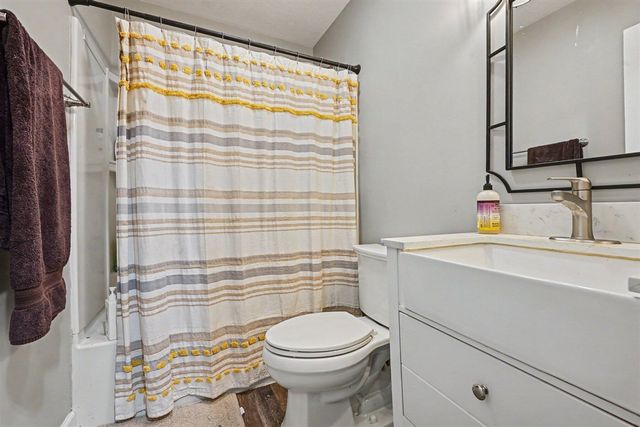 4914 Pepper Bush Lane, Kalamazoo, MI 49004