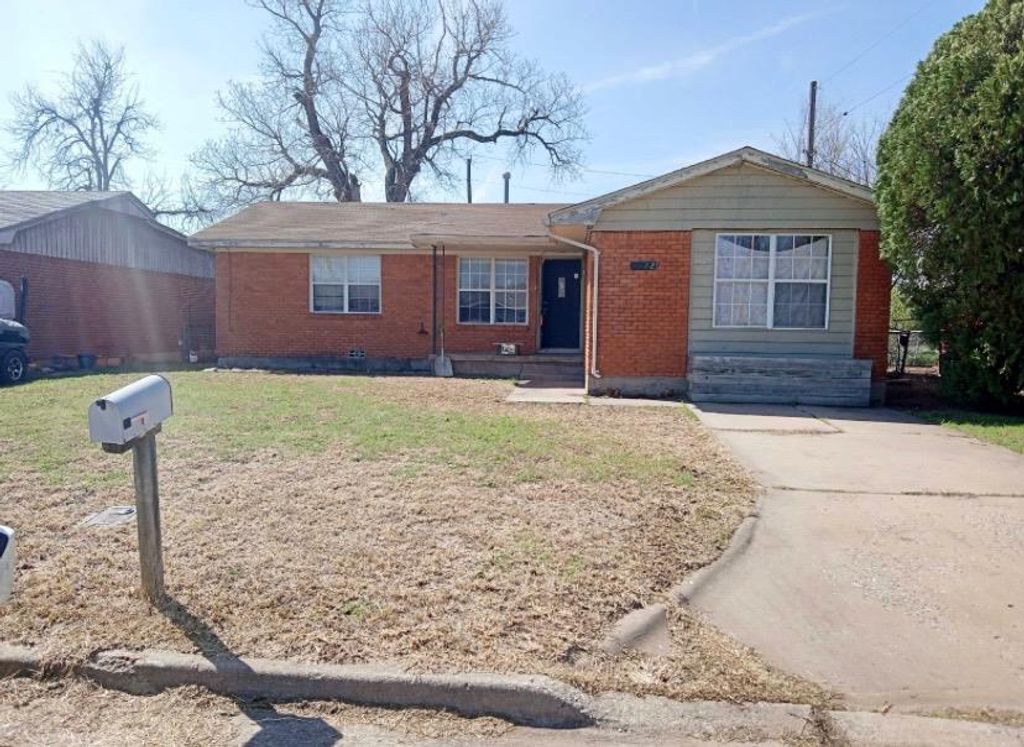 4322 NW Hoover Avenue, Lawton, OK 73505