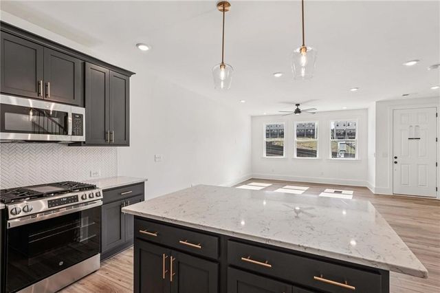 1611 Worley Way NW, Atlanta, GA 30318