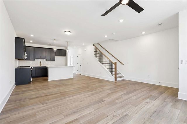 1611 Worley Way NW, Atlanta, GA 30318