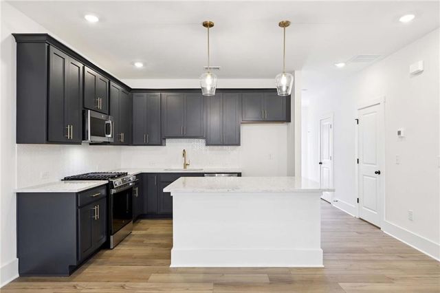 1611 Worley Way NW, Atlanta, GA 30318