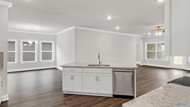 222 Crane Hollow Lane, Huntsville, AL 35811