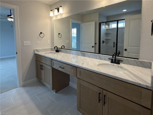 20 Mulligan LN, Suffolk, VA 23434