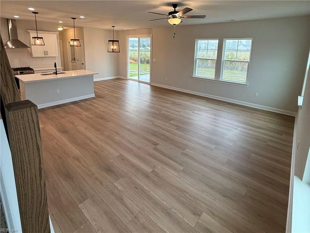 20 Mulligan LN, Suffolk, VA 23434