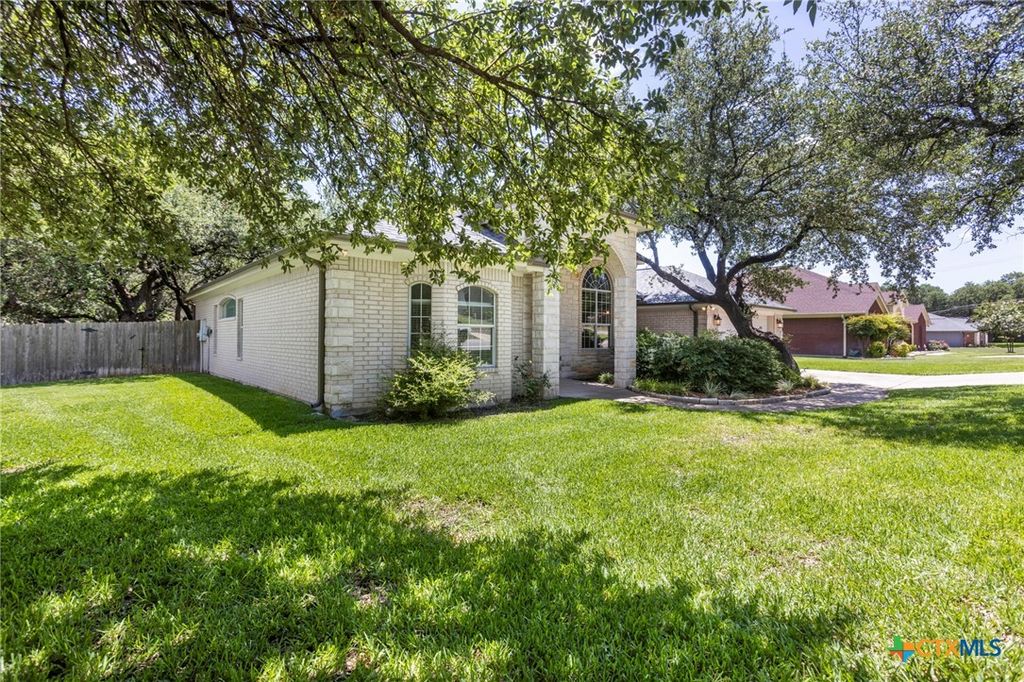 402 Prospector Trail, Harker Heights, TX 76548