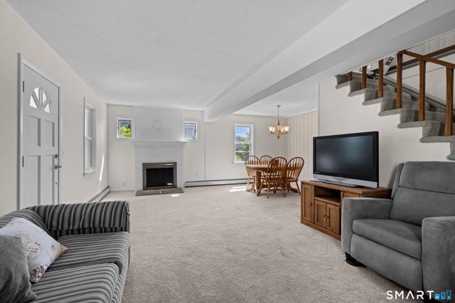 44 Sea View Avenue, East Lyme, CT 06357