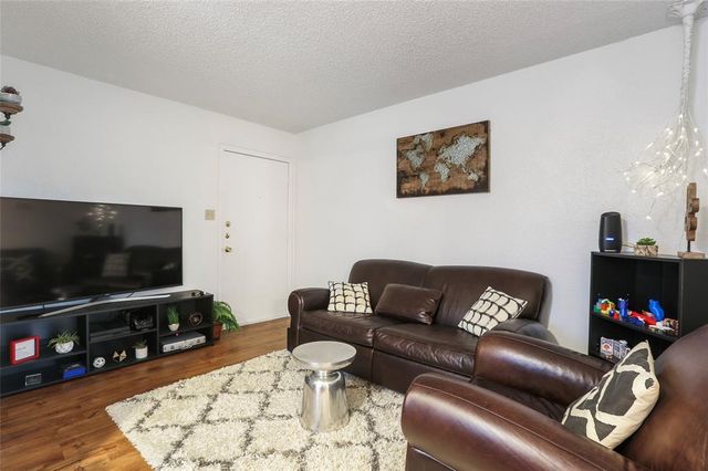 2803 Hemphill PARK B-201, Austin, TX 78705