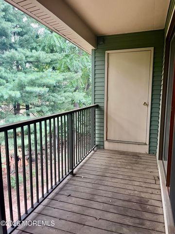 226 Perth Hill Court, Aberdeen, NJ 07747