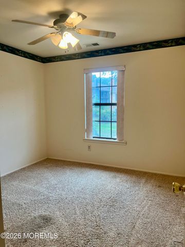 226 Perth Hill Court, Aberdeen, NJ 07747