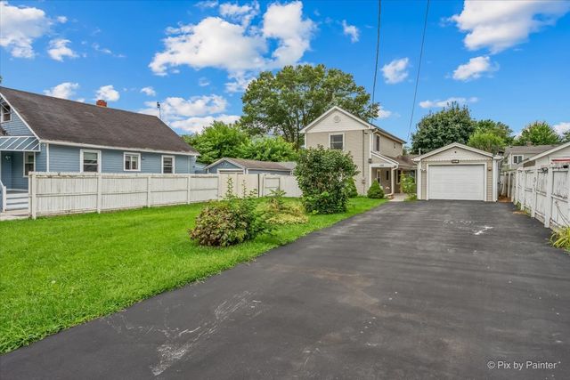 122 S Edison Avenue, Elgin, IL 60123