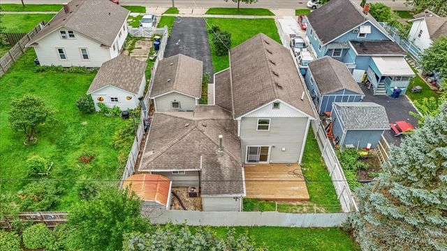 122 S Edison Avenue, Elgin, IL 60123