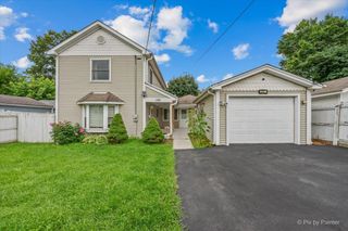 122 S Edison Avenue, Elgin, IL 60123