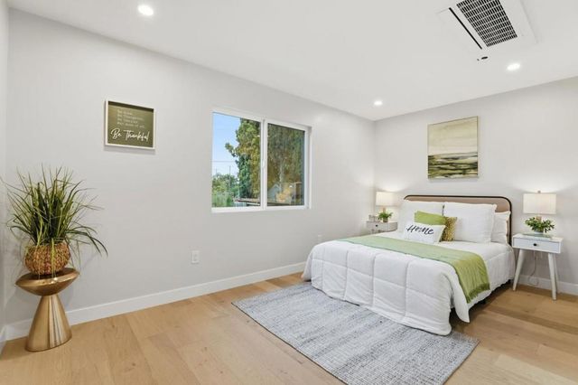 3109 Maddux Drive, Palo Alto, CA 94303