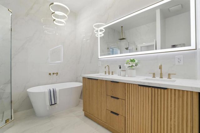 3109 Maddux Drive, Palo Alto, CA 94303