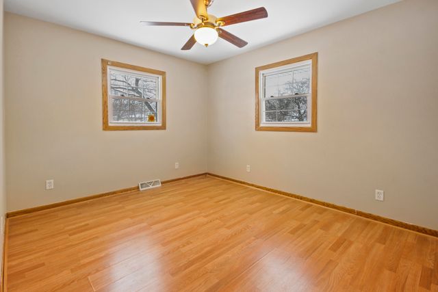 736 Cottonwood Drive, Dyer, IN 46311