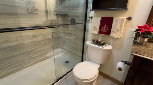 736 Cottonwood Drive, Dyer, IN 46311