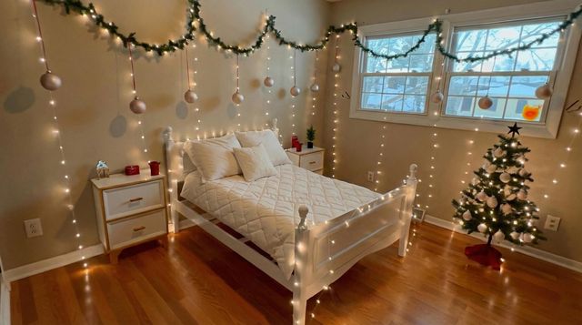 736 Cottonwood Drive, Dyer, IN 46311