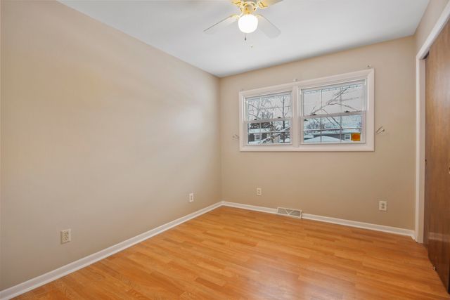 736 Cottonwood Drive, Dyer, IN 46311