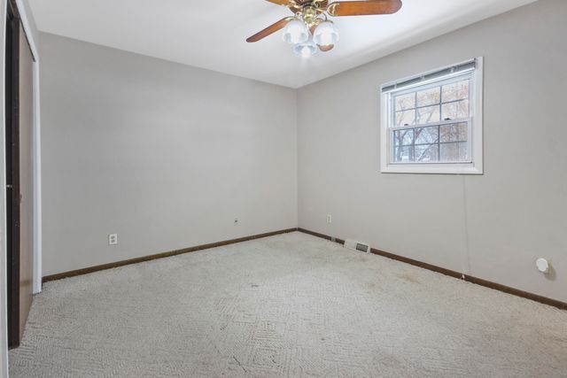 736 Cottonwood Drive, Dyer, IN 46311