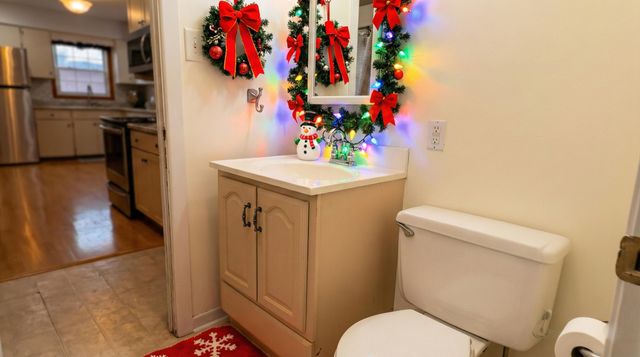 736 Cottonwood Drive, Dyer, IN 46311